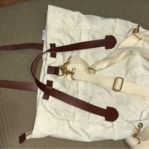 Mark & Graham diaper backpack - Picture 10 of 10